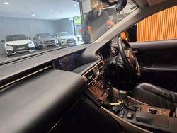 2013 Lexus IS300h Luxury 2.5L Hybrid Continuously variable Sedan