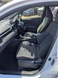 2022 TOYOTA C-HR GXL