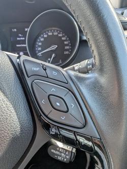 2022 TOYOTA C-HR GXL