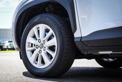 2024 Toyota Yaris Cross Hybrid GX