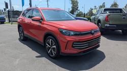 2025 VOLKSWAGEN Tiguan ELEGANCE