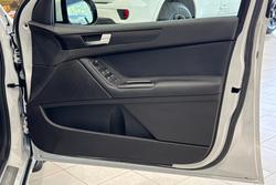 2016 Ford
                Falcon XR6 Sprint
