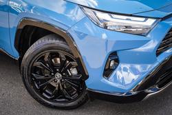 2022 Toyota
RAV 4 Hybrid XSE (AWD)