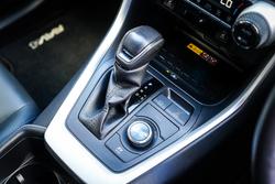 2022 Toyota
RAV 4 Hybrid XSE (AWD)