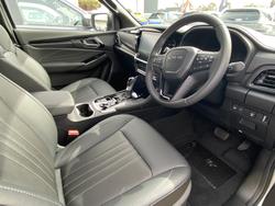 2025 ISUZU MU-X LS-T