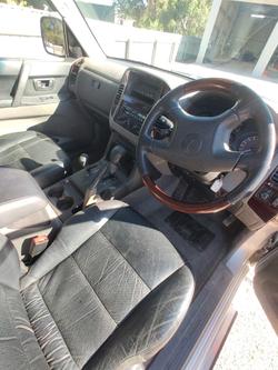 2001 Mitsubishi Pajero GLS
