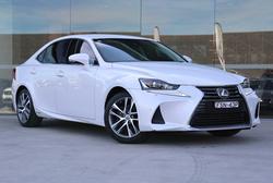2017 Lexus IS300h Luxury 2.5L Hybrid CVT Sedan