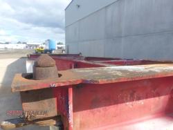 1990 Krueger 20FT Skel
