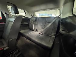 2025 LDV
                D90 EXECUTIVE