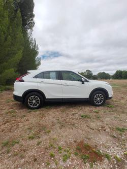 2023 Mitsubishi Eclipse Cross ES