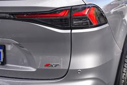 2025 Isuzu
MU-X X-TERRAIN