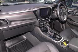 2025 Isuzu
MU-X X-TERRAIN