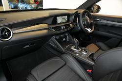 2025 Alfa Romeo Stelvio Quadrifoglio