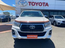 2019 Toyota Hilux 4x4 Hilux 4x4 SR5 2.8L T Diesel Automatic Double Cab 1Y46290 004