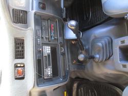 2000 Toyota Landcruiser GXL HZJ105R White