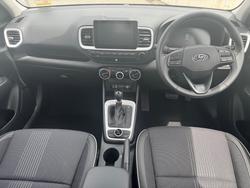 2025 HYUNDAI VENUE