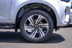 2025 Isuzu MU-X LS-T