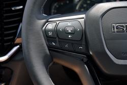 2025 Isuzu MU-X LS-T