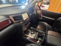 2014 Lexus
LX570 5.7 L Petrol Automatic Wagon