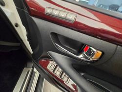 2014 Lexus
LX570 5.7 L Petrol Automatic Wagon