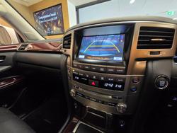 2014 Lexus
LX570 5.7 L Petrol Automatic Wagon