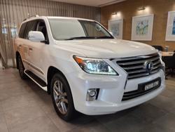 2014 Lexus
LX570 5.7 L Petrol Automatic Wagon