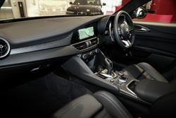 2025 Alfa Romeo Giulia Quadrifoglio