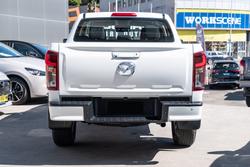 2024 Mazda BT-50 XT