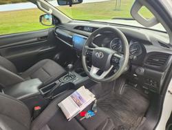 2020 Toyota Hilux SR