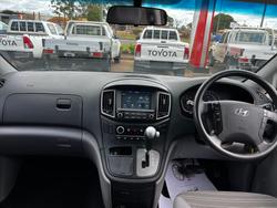 2018 HYUNDAI iLOAD 3S LIFTBACK