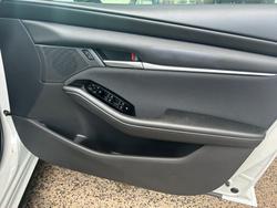 2025 Mazda 3 G20 Pure