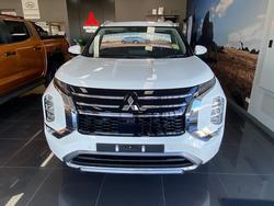 2025 MITSUBISHI Outlander EXCEED