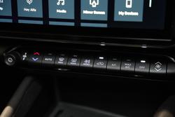 2025 Alfa Romeo Junior Ibrida