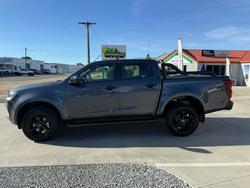 2025 Isuzu
D-MAX X-RIDER