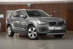 2018 Volvo XC40 T5 Momentum