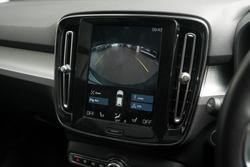 2018 Volvo XC40 T5 Momentum
