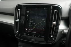2018 Volvo XC40 T5 Momentum