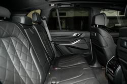 2023 BMW
X5 M50i