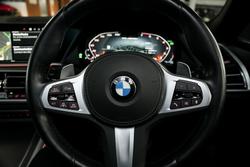 2023 BMW
X5 M50i