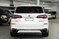2023 BMW
X5 M50i