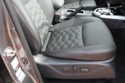 2025 Nissan Navara ST-X