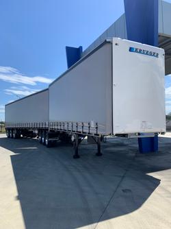 Rental Kurtainer B Double