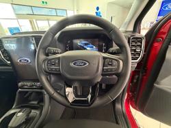 2025 Ford
Ranger PHEV XLT