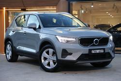 2026 Volvo XC40 Plus B4