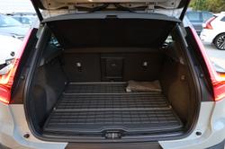 2026 Volvo XC40 Plus B4