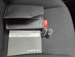 2024 HONDA HRV MY25 VI-X WHITE