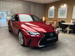2020 Lexus
IS300 Luxury 2.0L Turbo Automatic Sedan