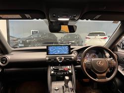 2020 Lexus
IS300 Luxury 2.0L Turbo Automatic Sedan