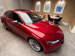 2020 Lexus
IS300 Luxury 2.0L Turbo Automatic Sedan