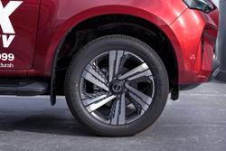 2025 Isuzu
MU-X